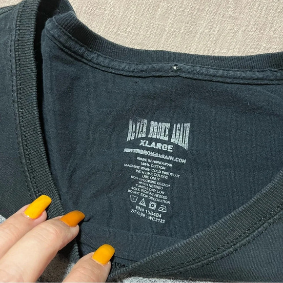 NBA YoungBoy Black and White Graphic tee faded worn in look men’s size x-large - Picture 6 of 7